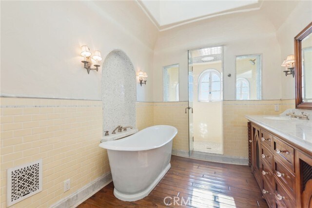 Building Photo - 17501 Castellammare Dr