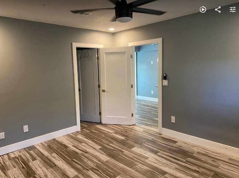 Building Photo - 11 Woodlark Ct