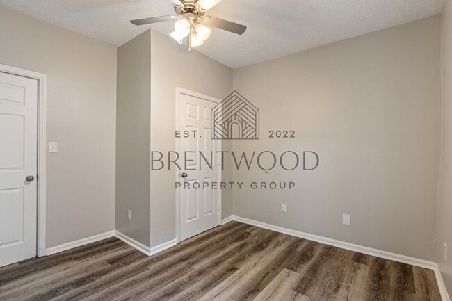 Building Photo - 147 E 30th St