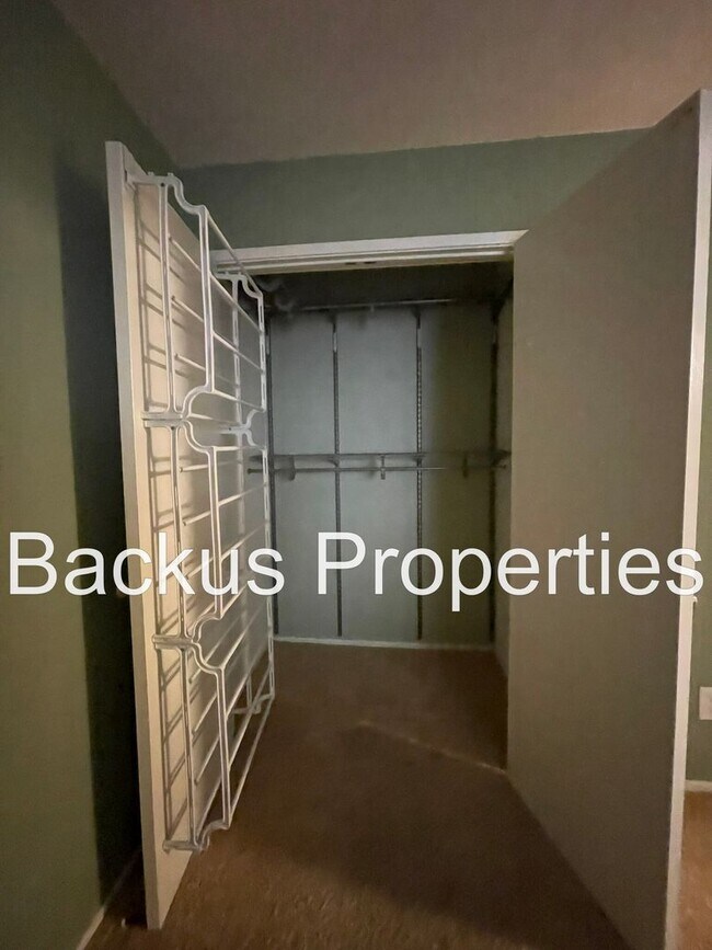 Building Photo - 2BD/2BA Condo in Del Rey Oaks – Great Location & Views