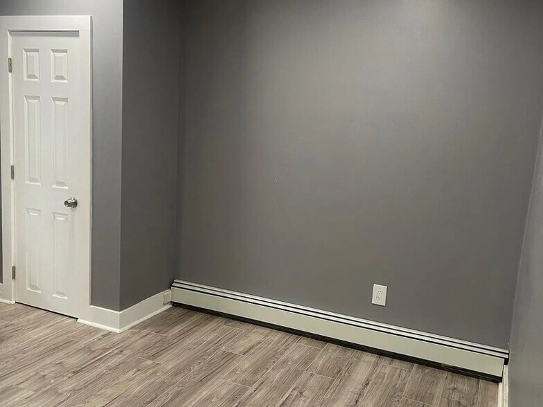 Building Photo - 38 Lincoln Pl