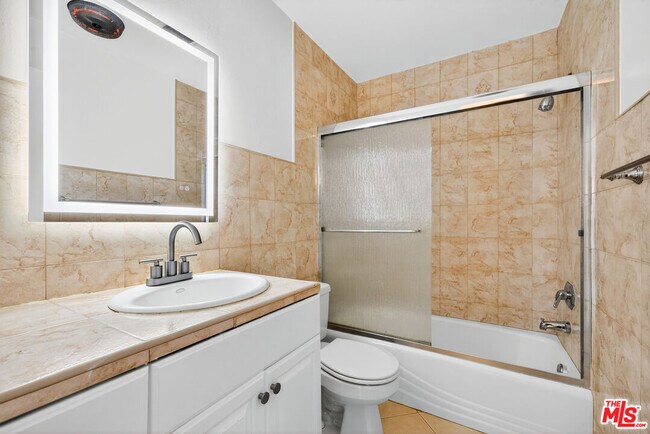 Building Photo - 5252 Coldwater Canyon Ave