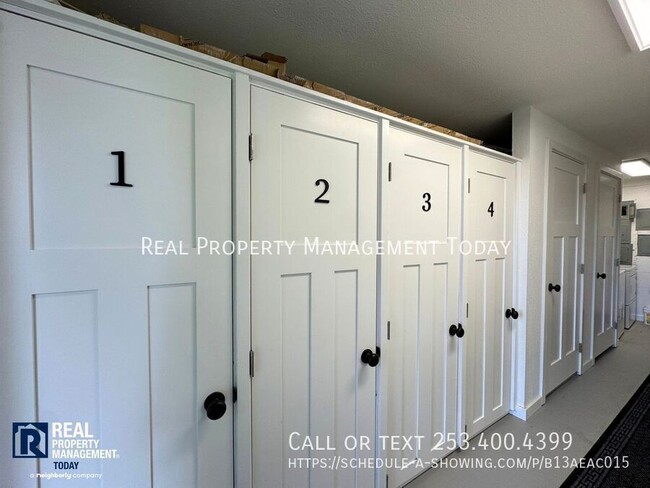 Building Photo - 7619 Douglas St W