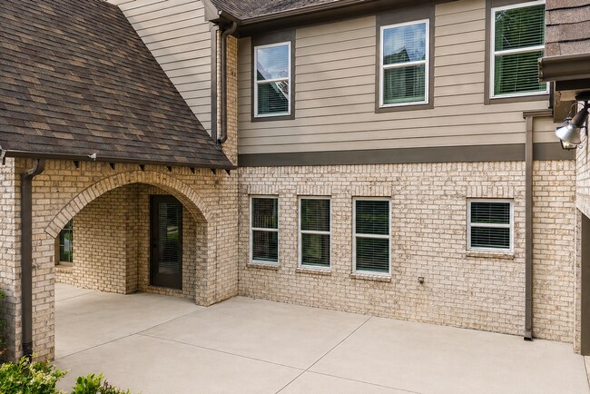 Building Photo - 4790 McGill Ct