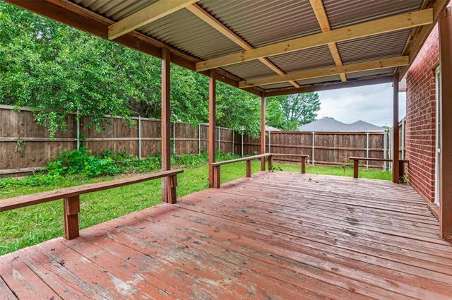 Building Photo - 528 Lester St