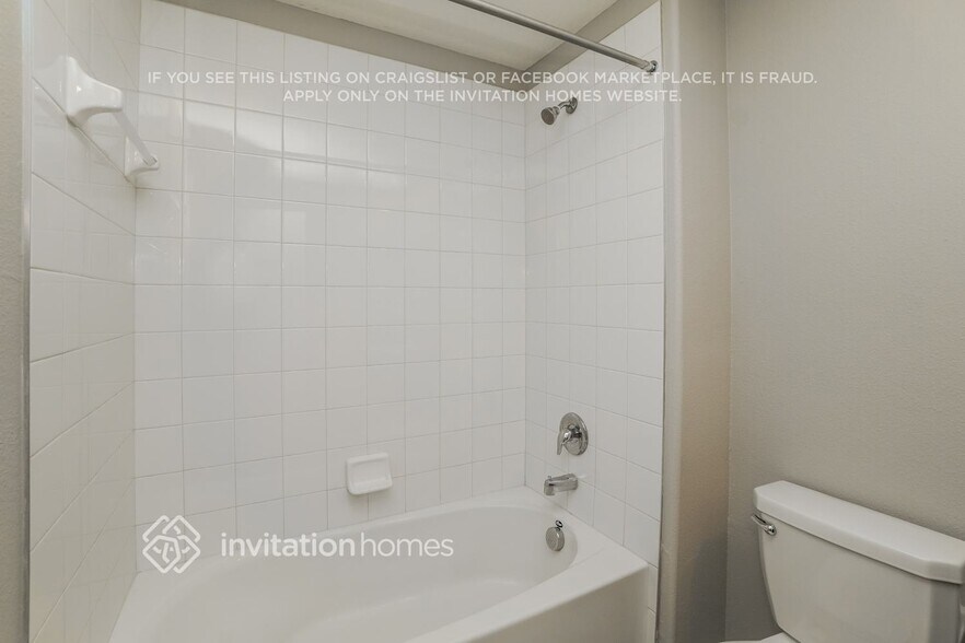 Building Photo - 8481 Campus Woods Way