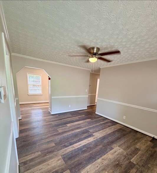 Building Photo - 4614 Old Cusseta Rd