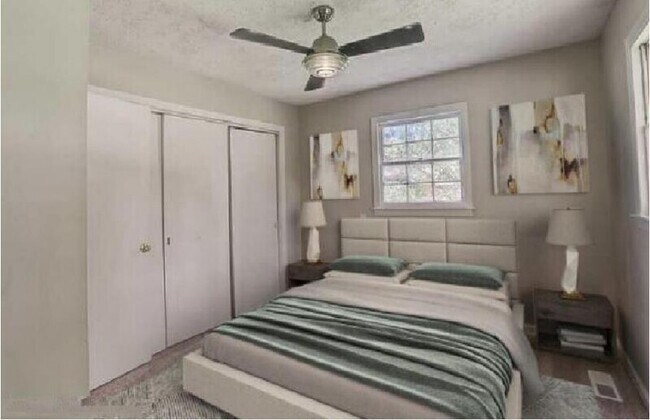 Building Photo - 1718 Mc Millan St