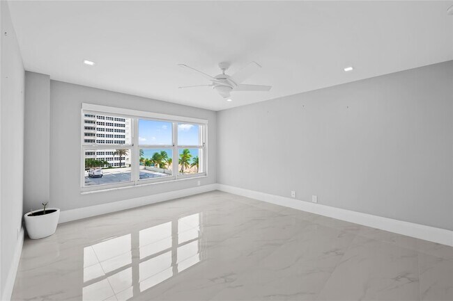 Building Photo - 3900 Galt Ocean Dr
