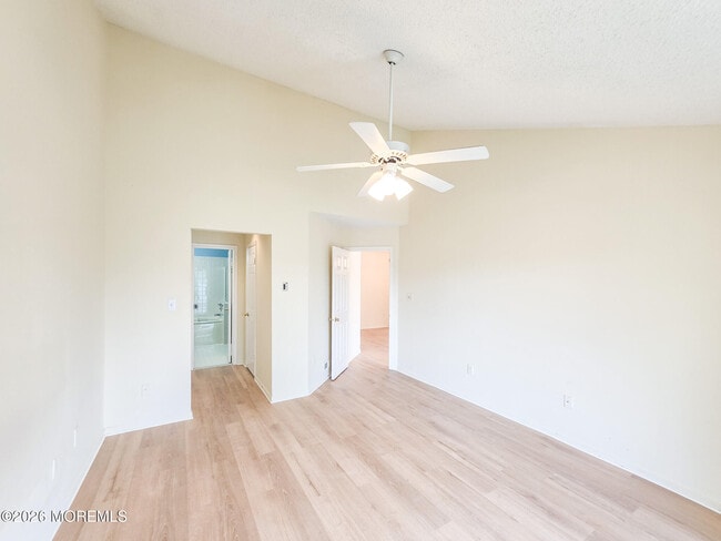 Building Photo - 1H Rutland Ln