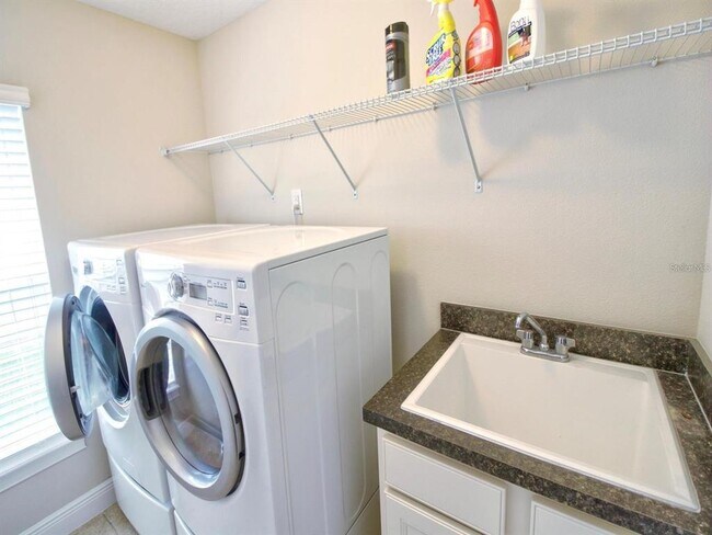 Building Photo - 11539 Brickyard Pond Ln