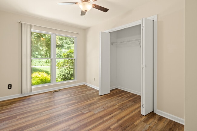 Building Photo - 12 West St