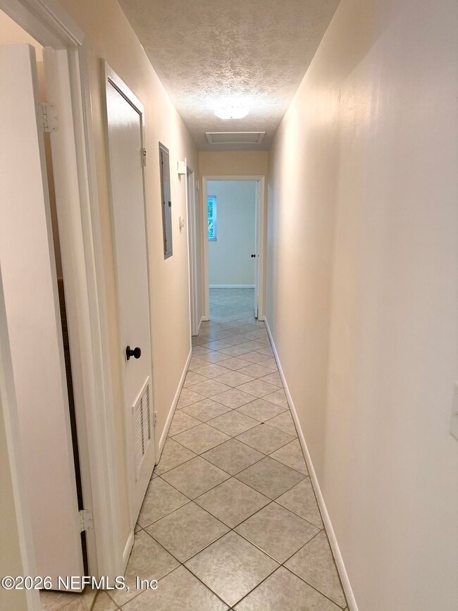 Building Photo - 3226 Rosselle St