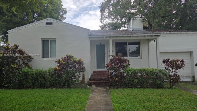 Primary Photo - 2462 SW 20th St