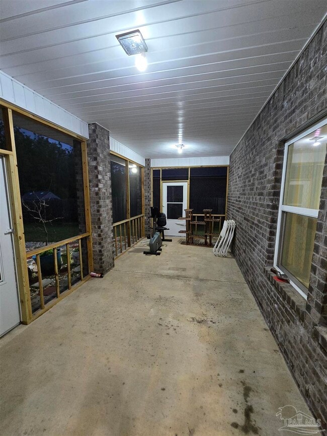 Building Photo - 5851 Anderson Ln