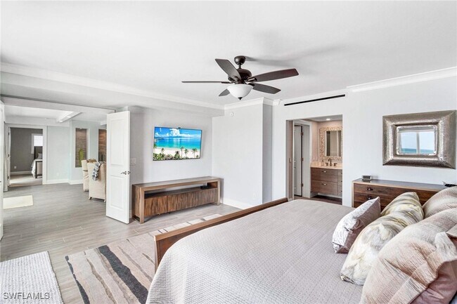 Building Photo - 9051 Gulf Shore Dr