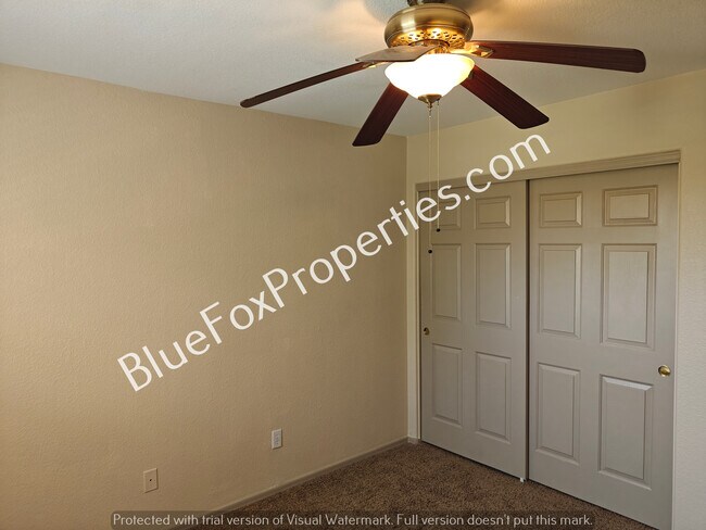 Building Photo - 12364 N Mt Bigelow Rd