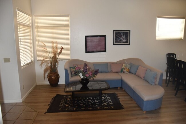 Building Photo - Furnished 3 Bedroom Home in Foothills with...