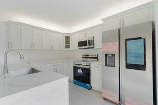 Building Photo - 2311 23rd Way