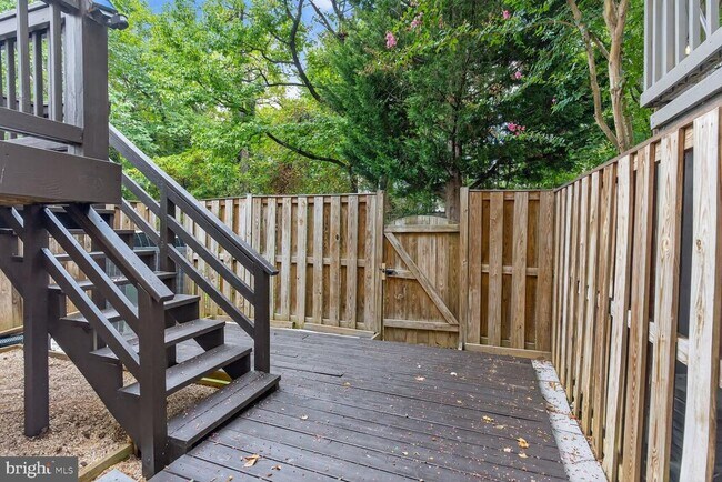 Building Photo - 5223 Ballycastle Cir