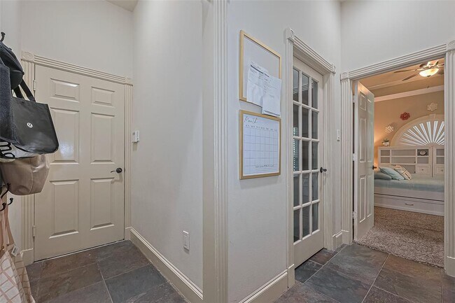 Building Photo - 26 Spiceberry Pl