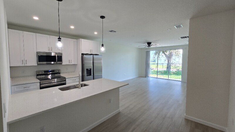Building Photo - 2535 Slim Haywood Ave
