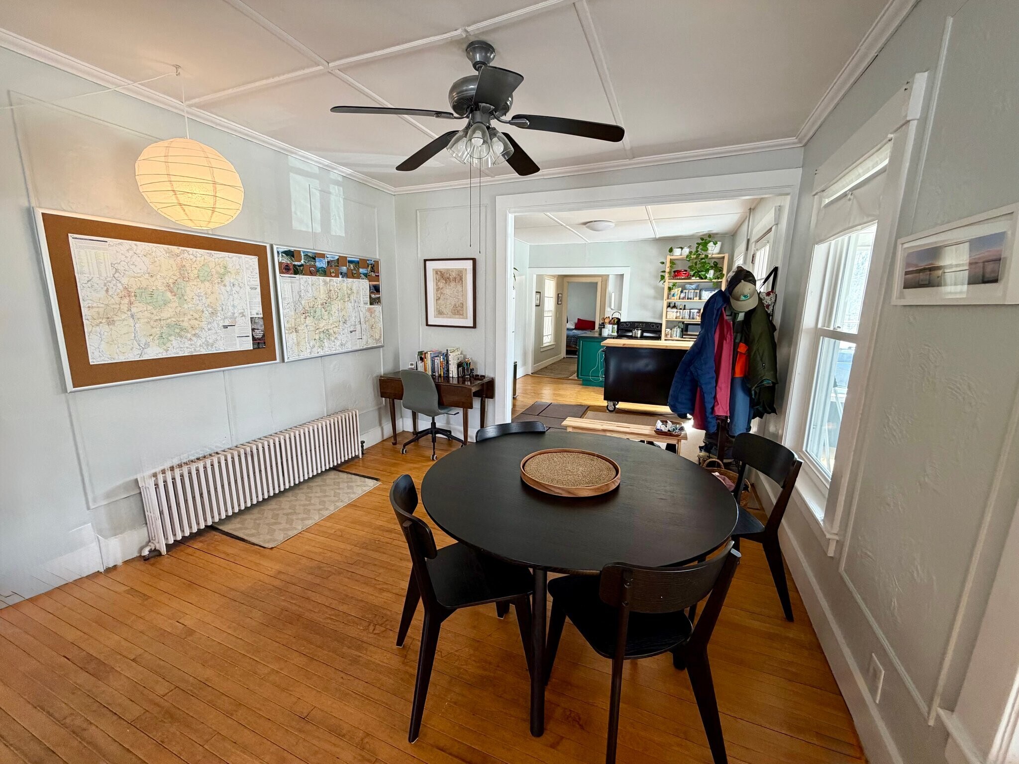 Building Photo - 137 Main St