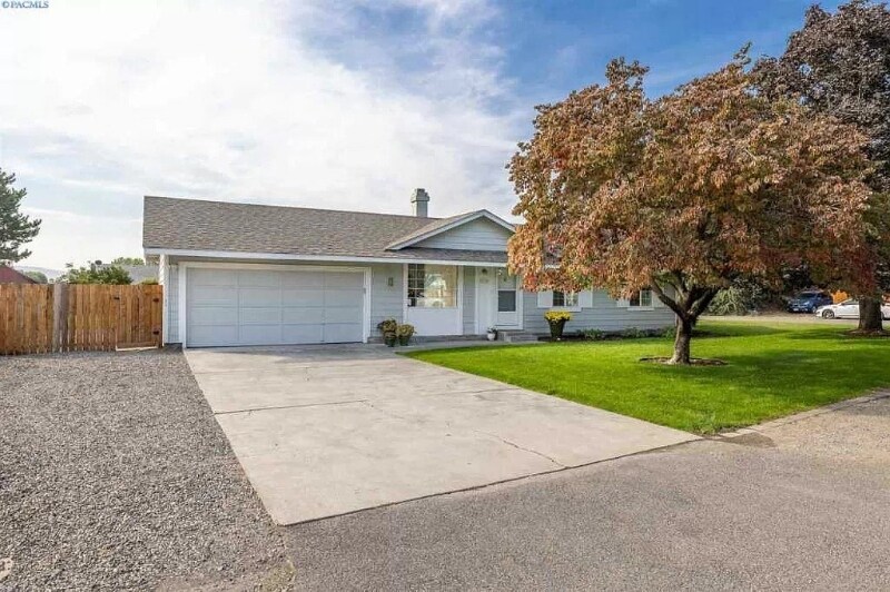 Building Photo - 3720 W Leola St