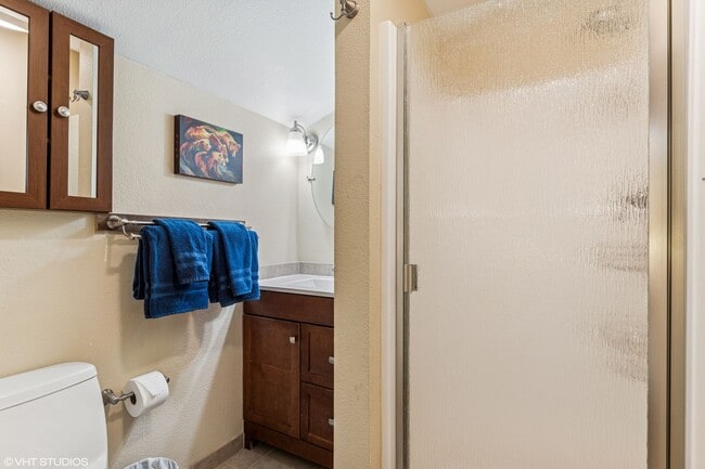 Building Photo - Whitefish River furnished Townhome