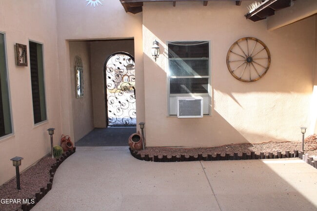 Building Photo - 7316 Brays Landing Drive
