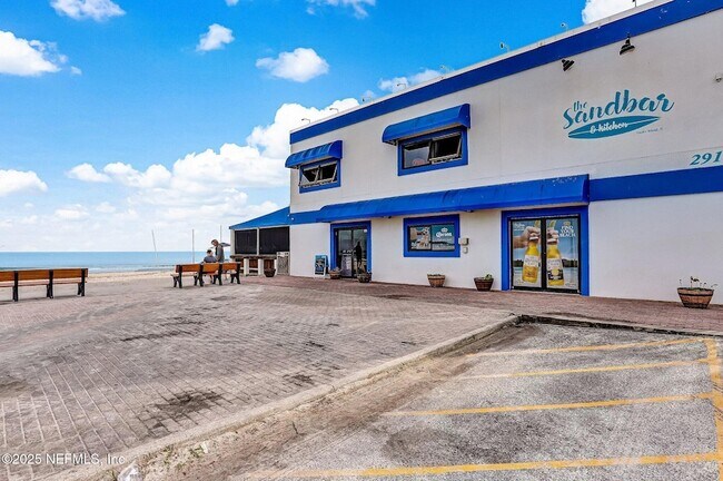 Building Photo - 729 N Fletcher Ave