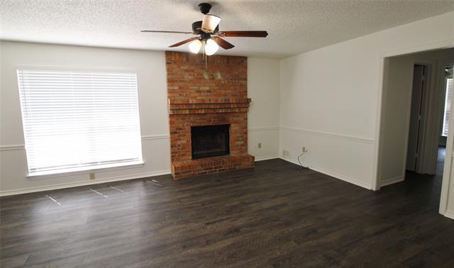 Building Photo - 1234 Mockingbird Ln