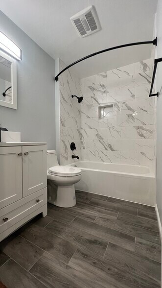 2nd Bathroom - 712 126th Ave NE