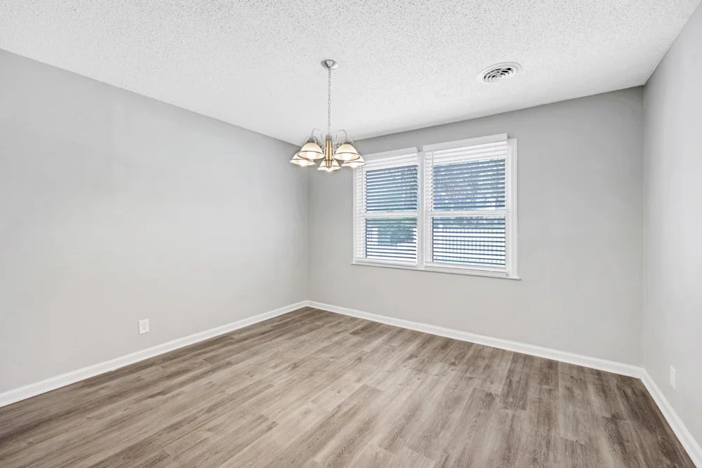 Building Photo - 116 Lake Terrace Cir