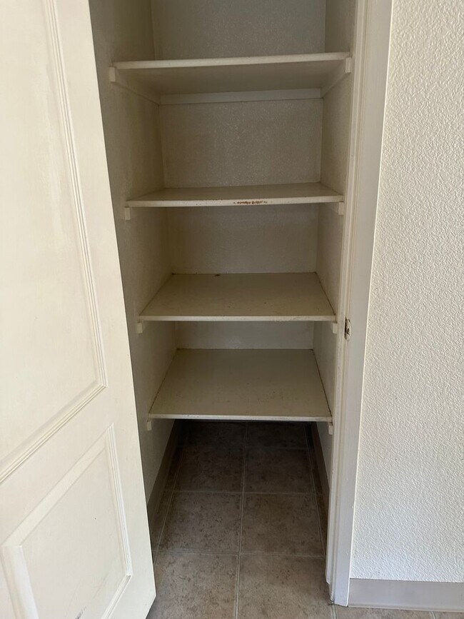 Building Photo - Four Bedroom Two Bathroom Home for Rent