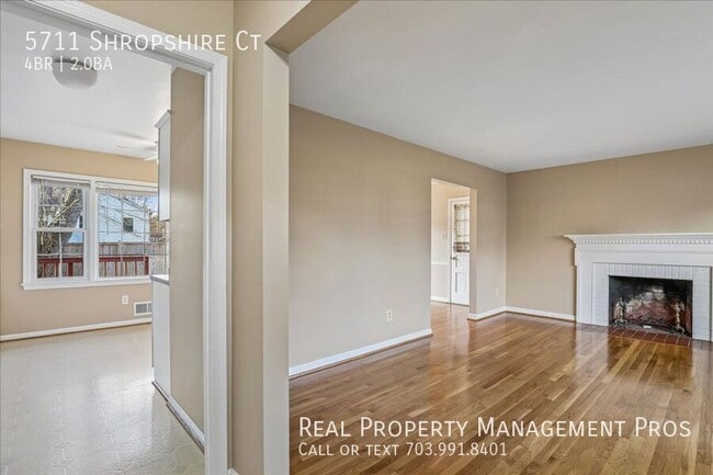 Building Photo - 5711 Shropshire Ct