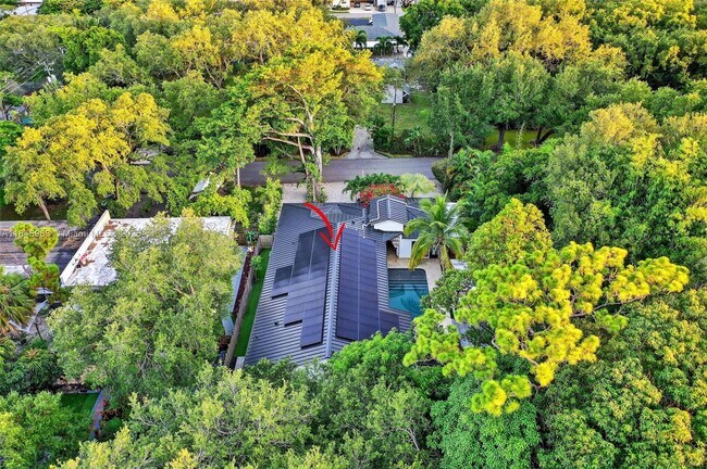 Building Photo - 1511 SW 30th Pl