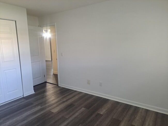 Building Photo - 2050 Oleander Blvd