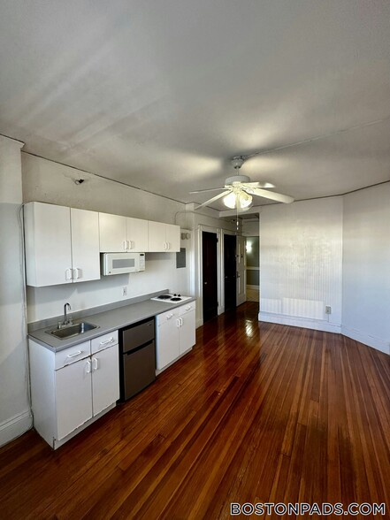 Building Photo - 91 Westland Ave