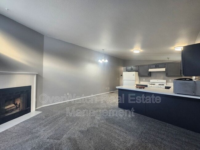 Building Photo - 8111 Medellin Cir