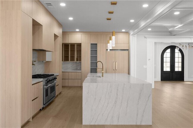 Building Photo - 407 Thunder Rd