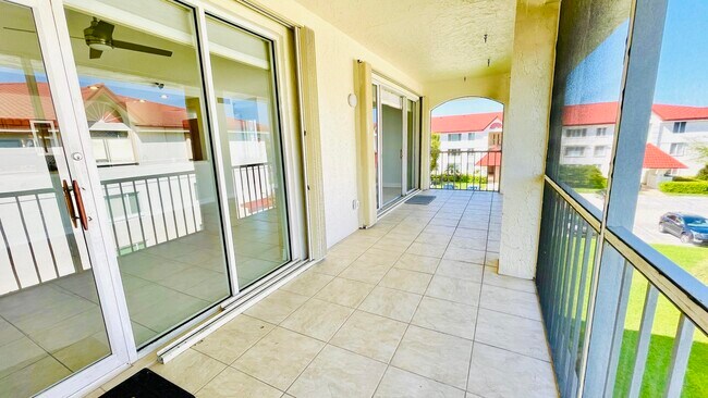 Building Photo - 107 Half Moon Cir