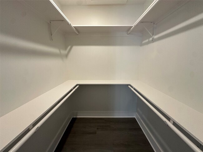 Building Photo - 2829 Timmons Ln