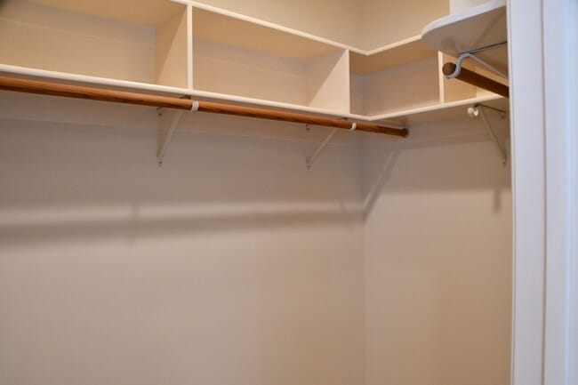 Building Photo - Remodeled 4BR/3BA Home Near Glen Park BART