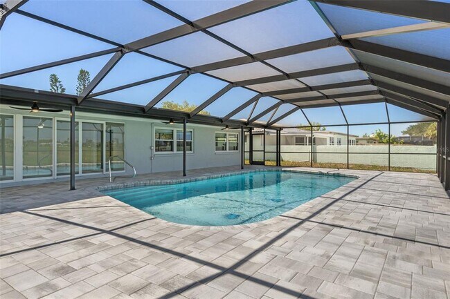 Building Photo - 4105 Topsail Trail
