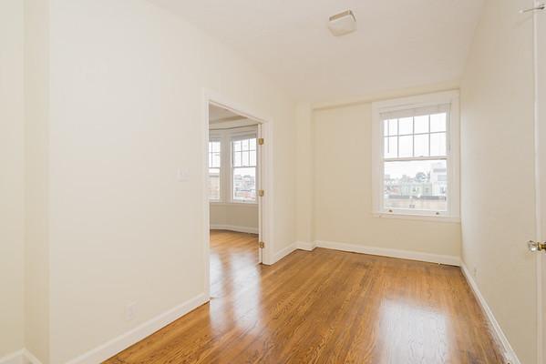 Building Photo - 1 bedroom in San Francisco CA 94122
