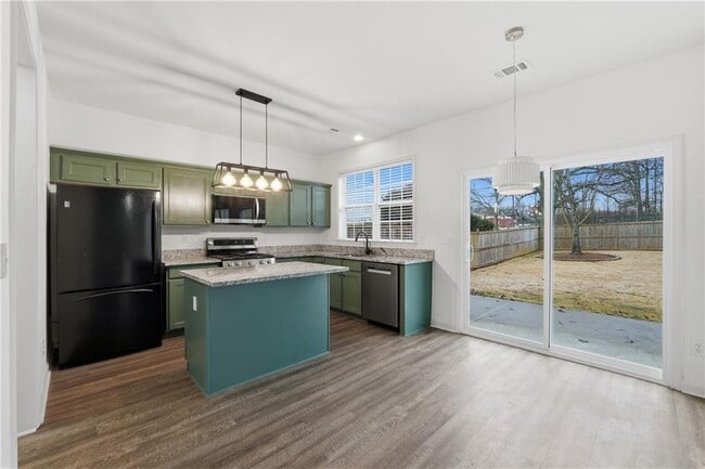 Building Photo - 3680 Moor Pointe Dr