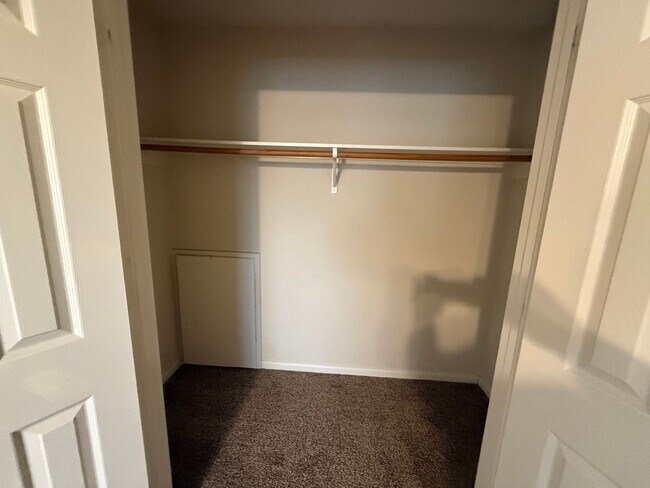 Building Photo - So convenient and so much space!