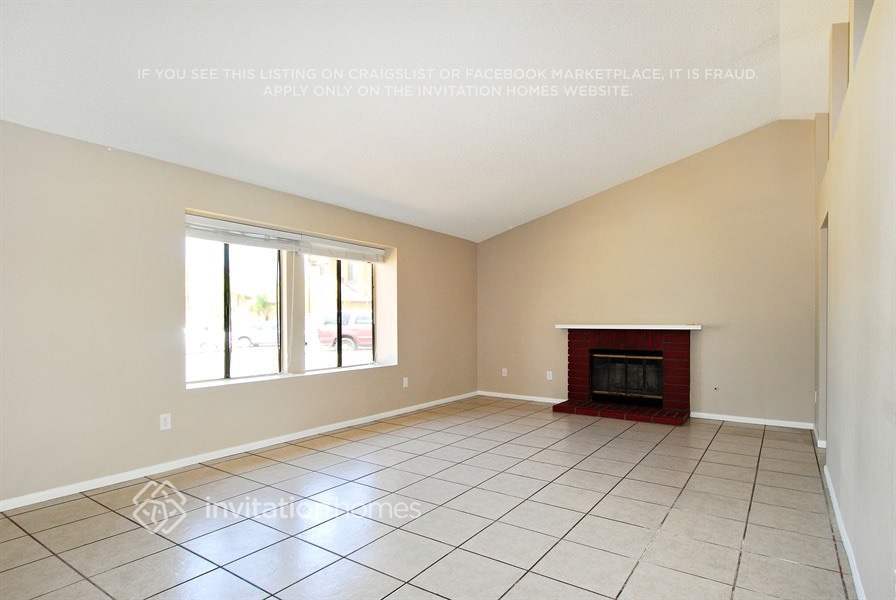 Building Photo - 13854 Robin Nest Ct