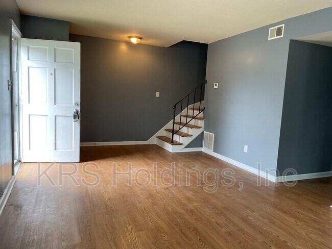 Building Photo - 3329 Weeping Willow Ln